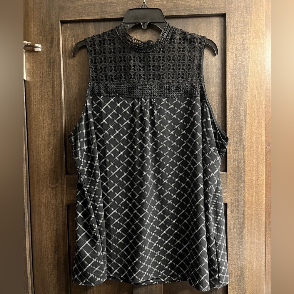 Maurices Black and White Patterned Tank Top